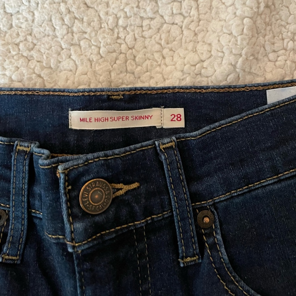 Levi’s Mile High Skinny Jeans